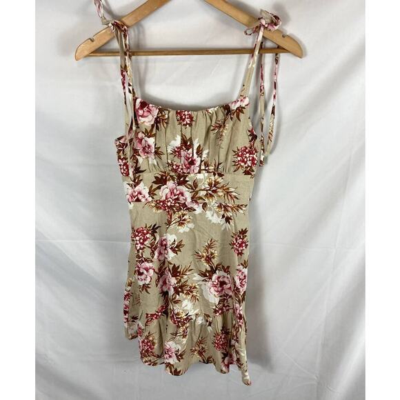 NWT Speechless Linen Blend Floral Mini Dress Size Small - Picture 1 of 4
